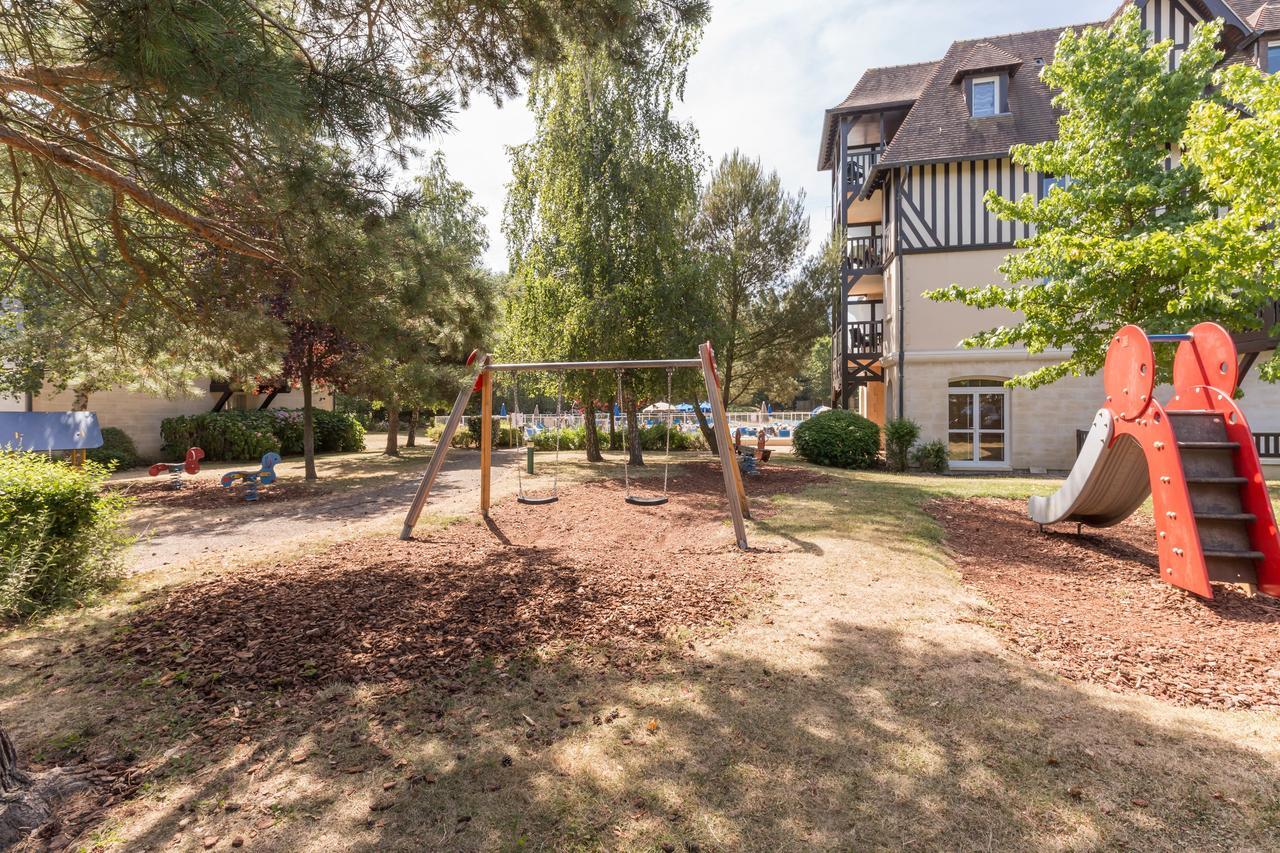 Pierre & Vacances La Residence Du Golf Deauville Eksteriør bilde